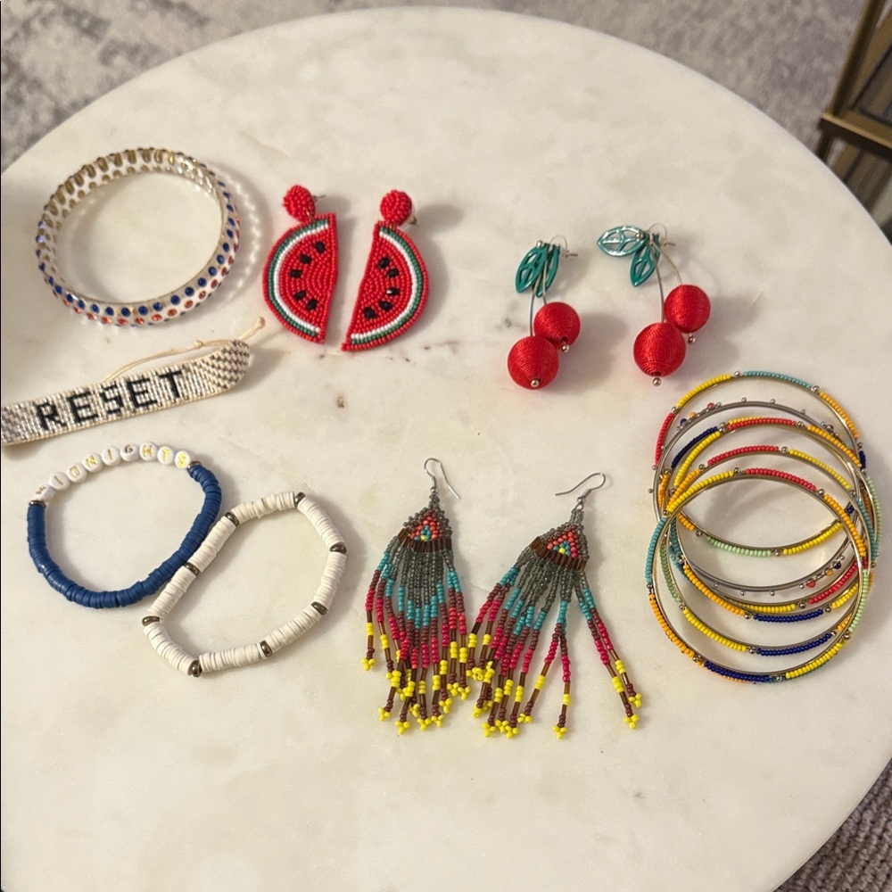 Colorful Beaded Jewelry Set - earrings & bracelets